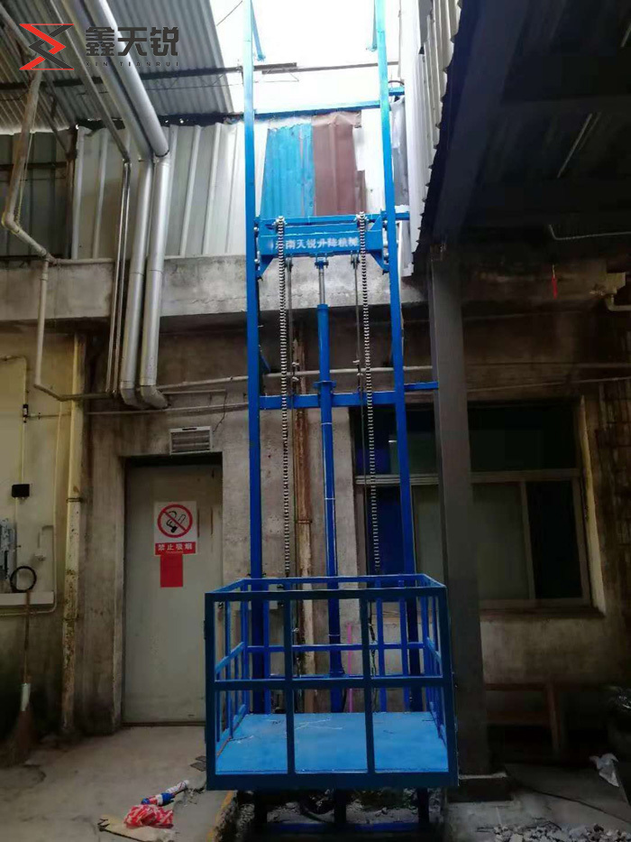 琼海导轨式升降货梯